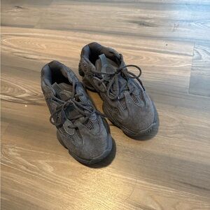 Adidas Yeezy 500 Utility Black Size 7